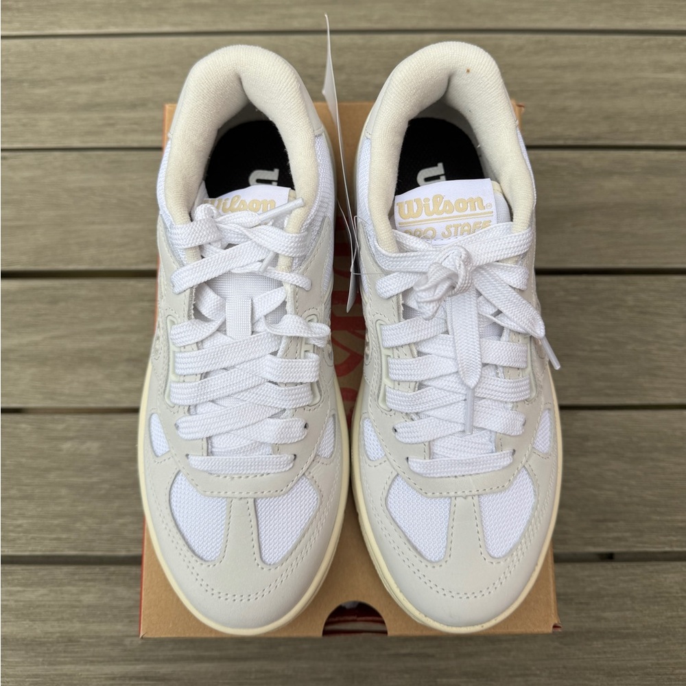 Wilson Pro Staff 87 Mid Women's Shoe